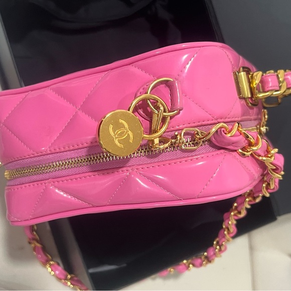 Rare🎀Chanel Barbie Pink 24K gold plated Hardwear vanity Bag - Picture 14 of 16